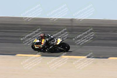 media/Apr-18-2025-CVMA Friday Practice (Fri) [[88baa45499]]/Racer 3/Session 2 (Bowl Pans)/